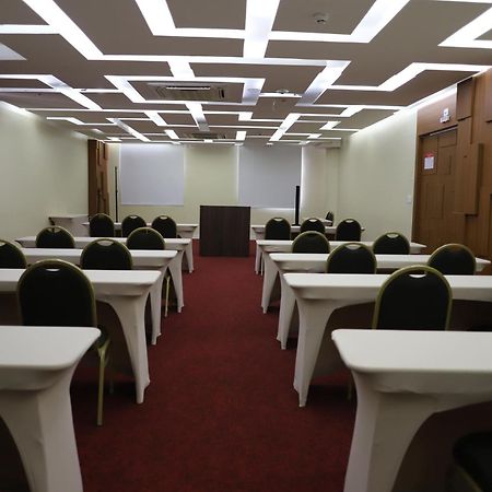 מלון Ramada By Wyndham Manaus Torres Center מראה חיצוני תמונה